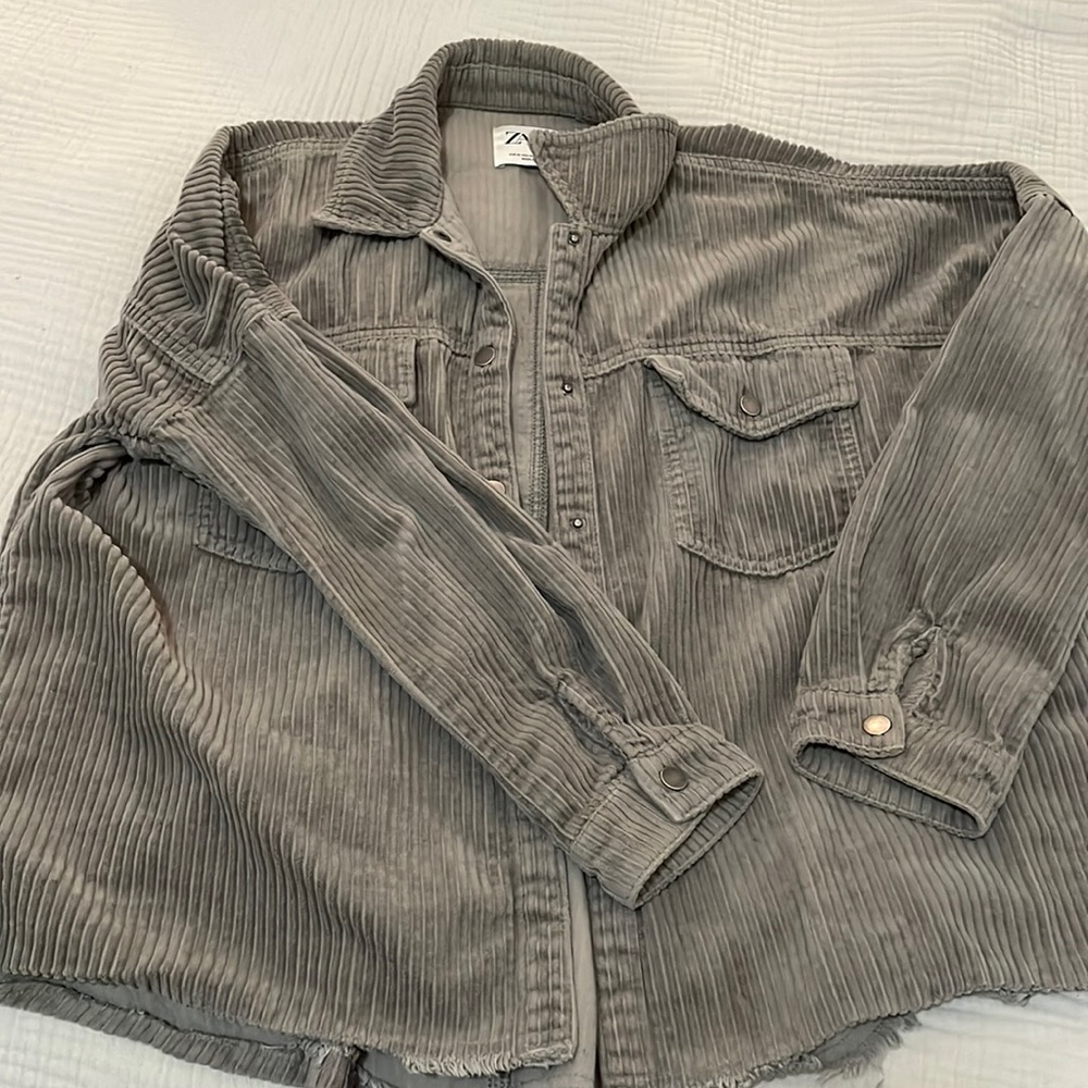 Zara shacket in courdoroy gray